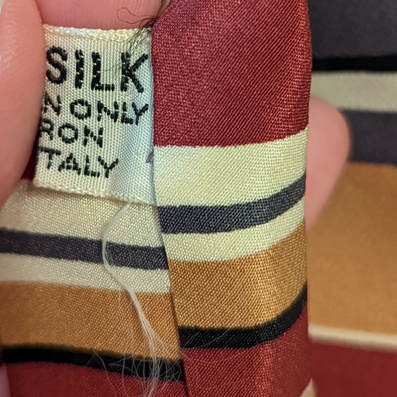 Vintage Italian Silk Iconic Graphic Art Ties - Picture 10 of 12
